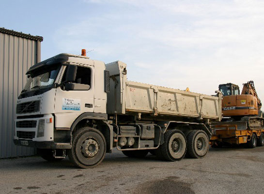 6x4 Volvo FM9 image
